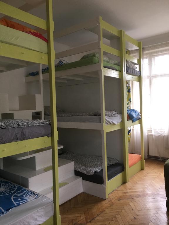 Chichilli Hostel *